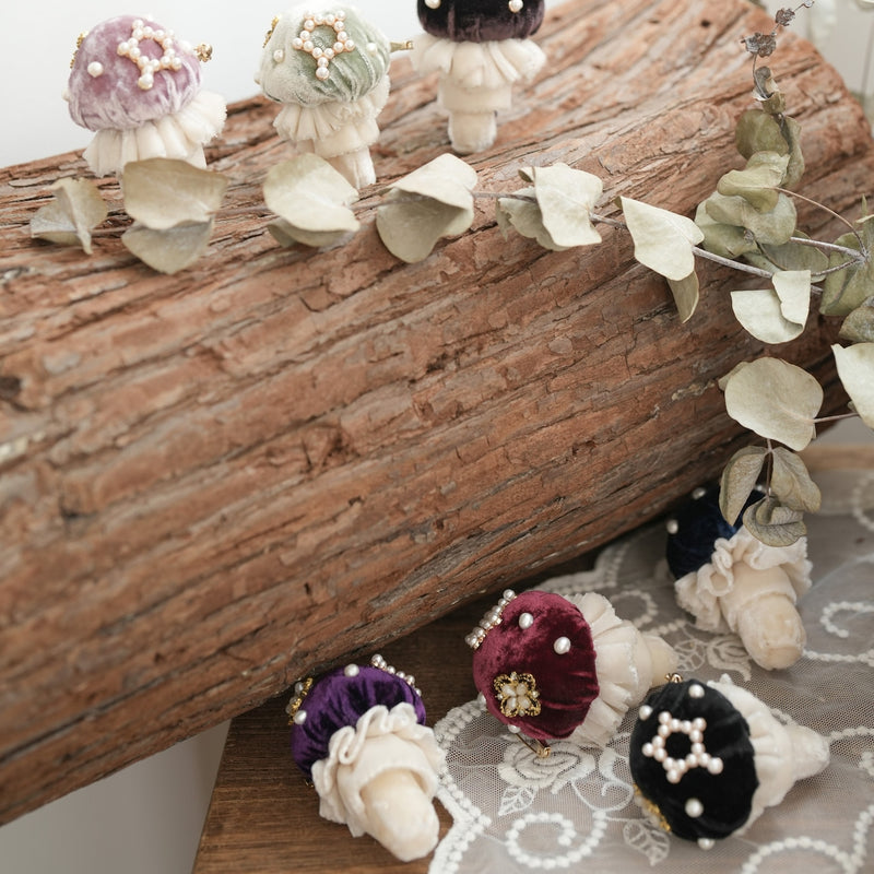 [HoshibakoWorks] Witch's Garden Mushroom Brooch