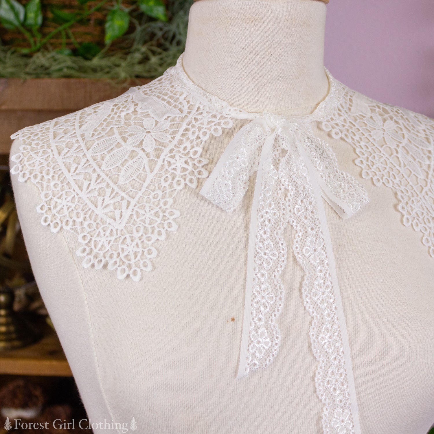White Lace Collar – Forest Girl Clothing