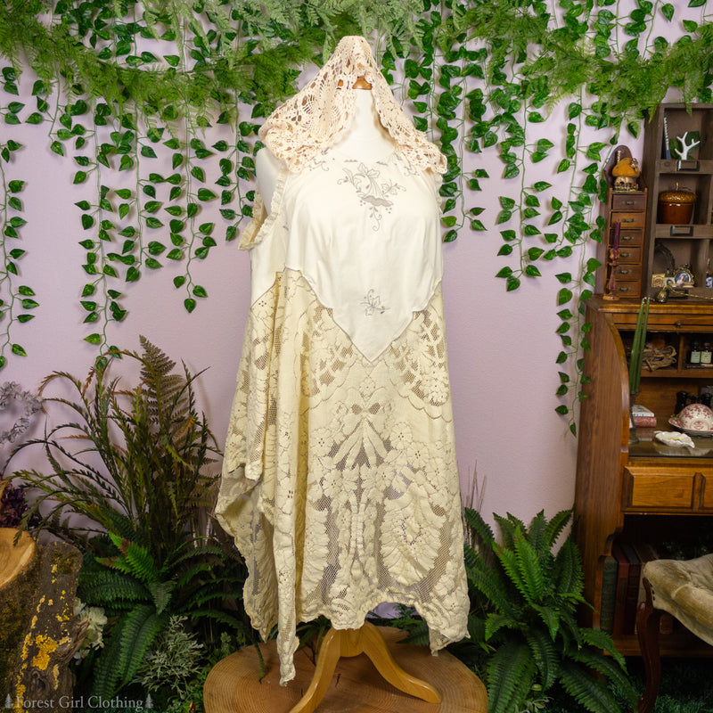 Henrietta Lace Dress