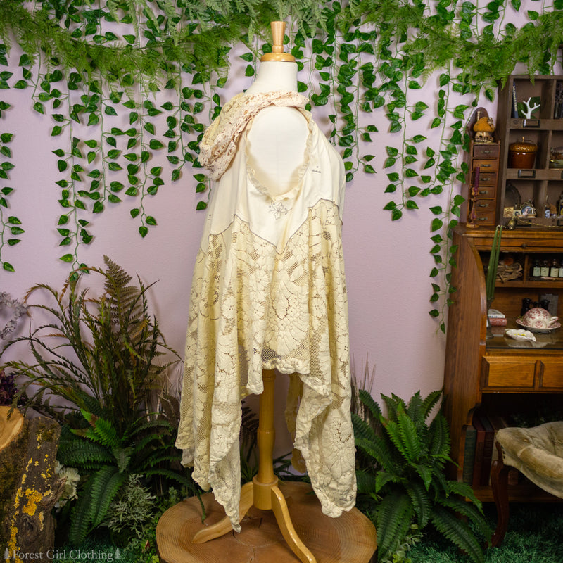 Henrietta Lace Dress