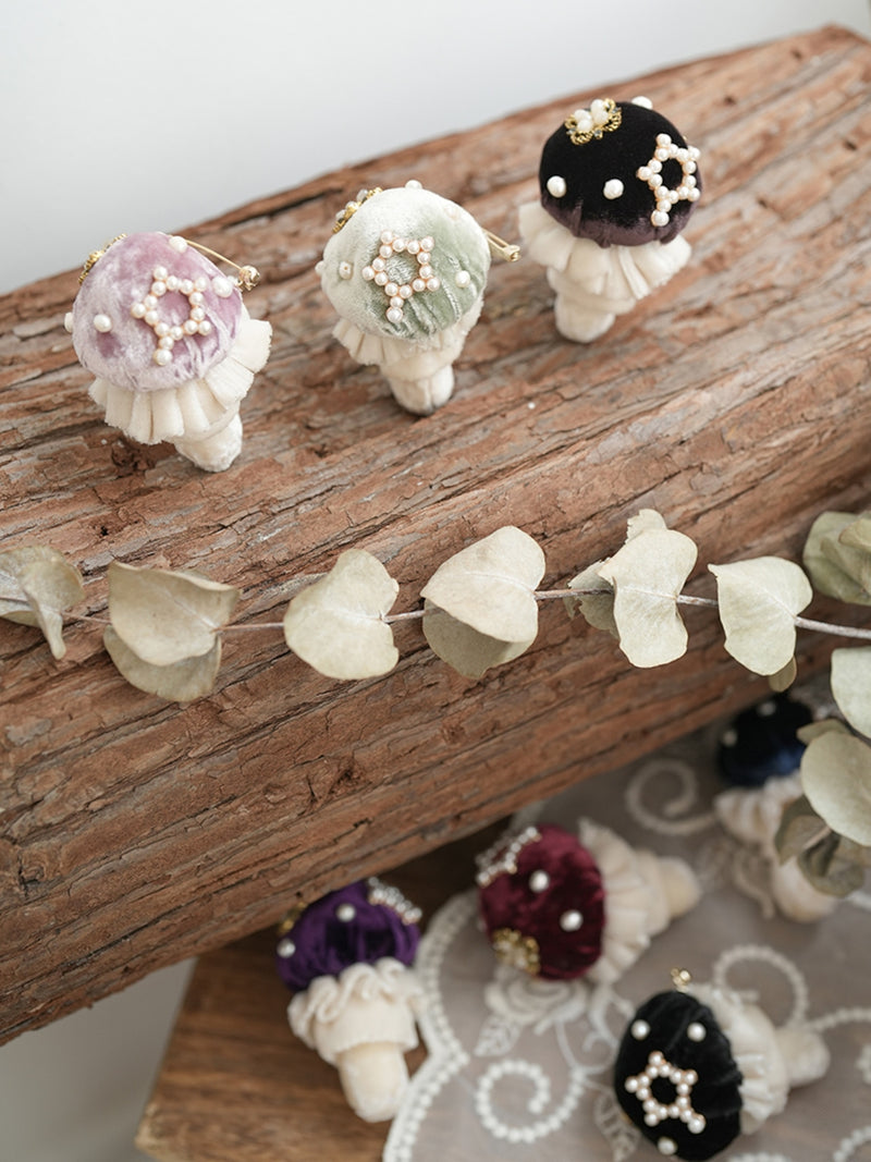 [HoshibakoWorks] Witch's Garden Mushroom Brooch